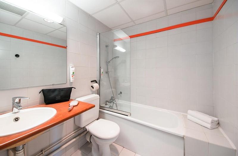 ไอบิส สไตล์ สถานีกลางช็องเบรี Hotel ชองเบรี ภายนอก รูปภาพ